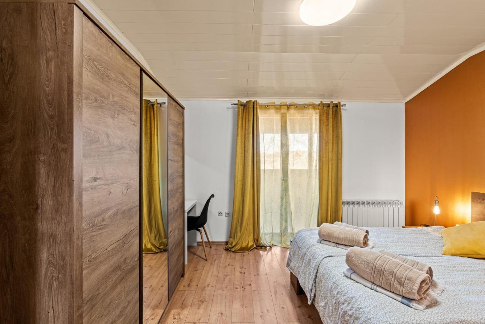 Sea View Apartments With Shared Pool Pomer Exterior foto